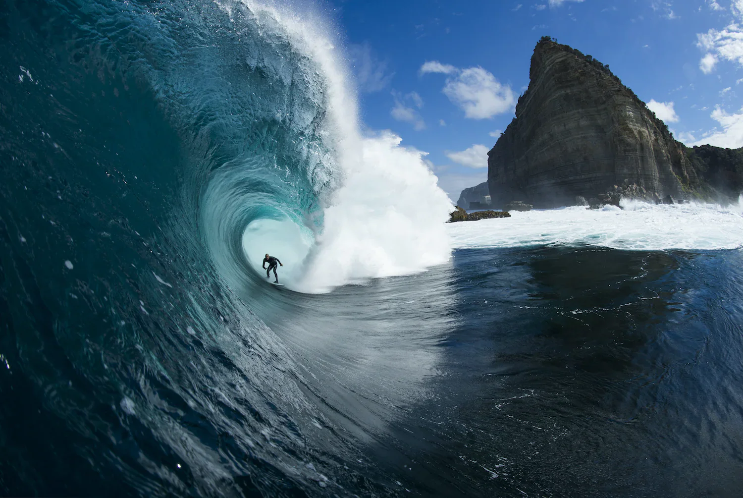 Gestalten The Surf Atlas - Image 4
